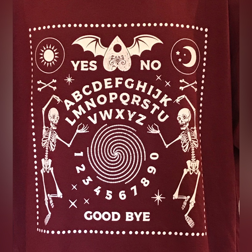 Ouija board short sleeve maroon T-shirt. UNISEX NWOT. Size XL - Picture 3 of 5
